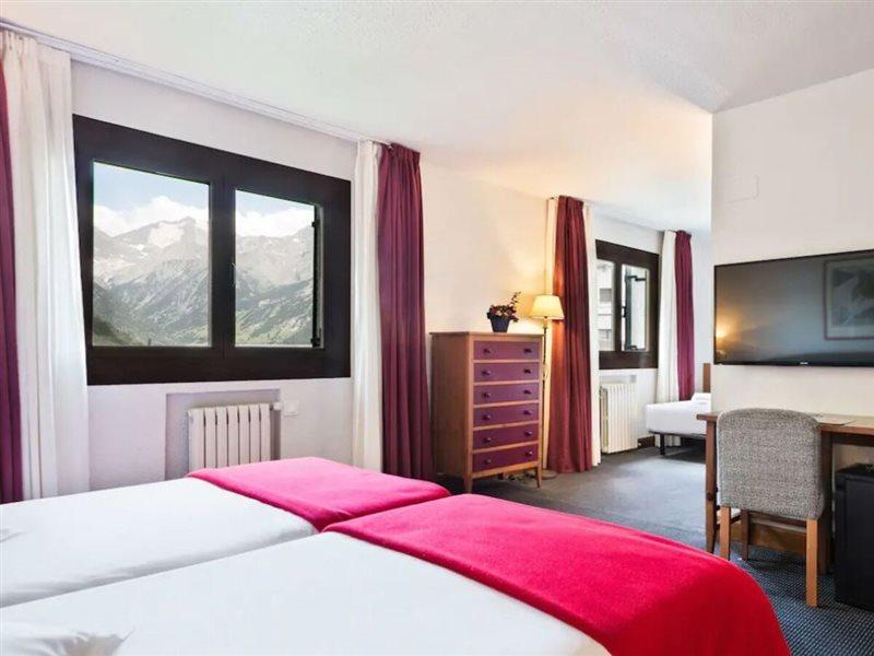 Snoe Hotel Формигал Екстериор снимка